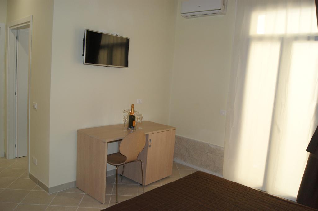 Guest House Golfo Xifonio Augusta Buitenkant foto