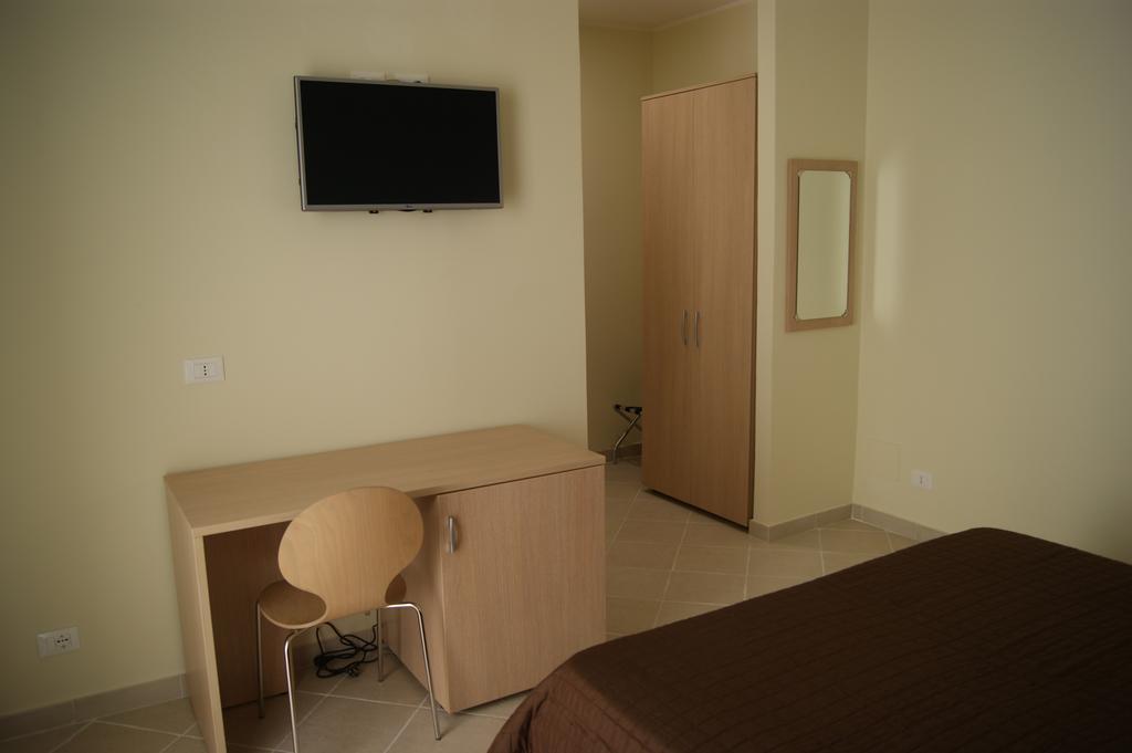 Guest House Golfo Xifonio Augusta Buitenkant foto