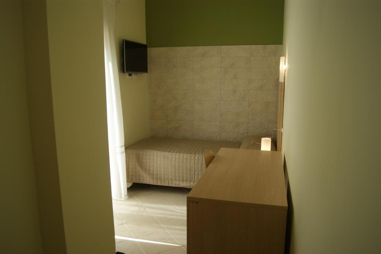 Guest House Golfo Xifonio Augusta Buitenkant foto
